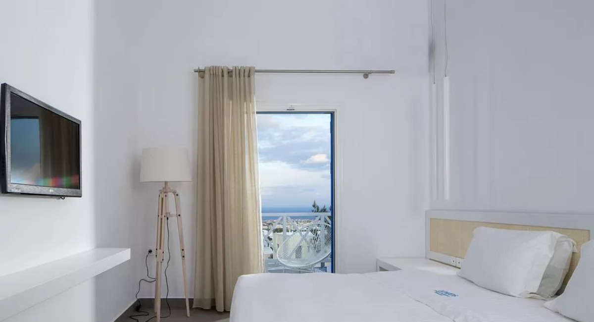 Loizos Stylish Residences