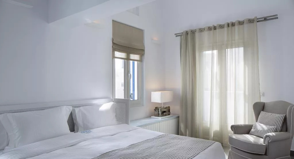 Loizos Stylish Residences