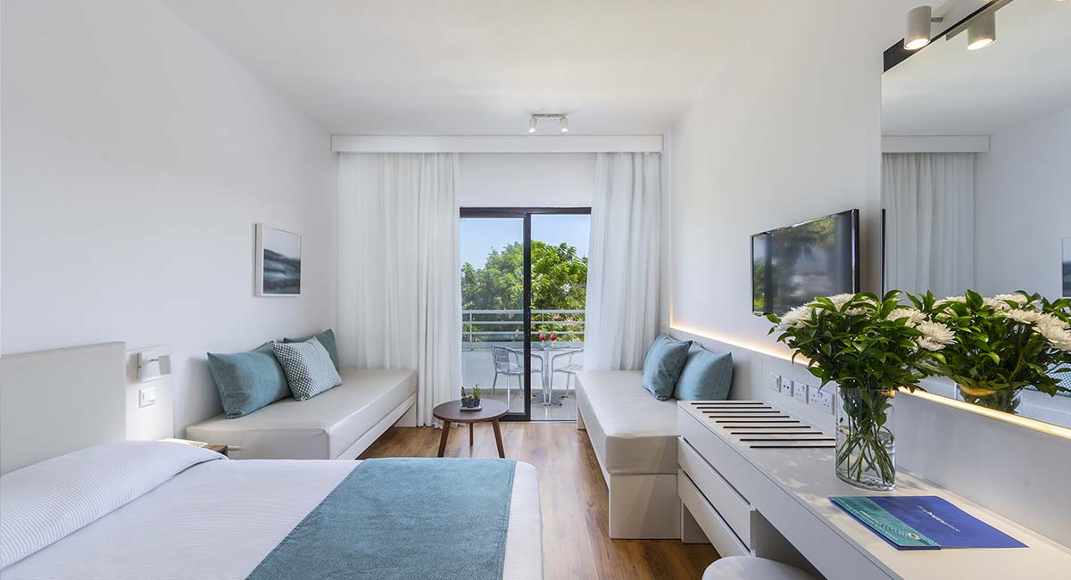 Louis Phaethon Beach