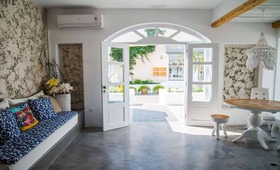 Makris Hotel Santorini