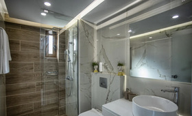 Mary Hotel Apts & Suites