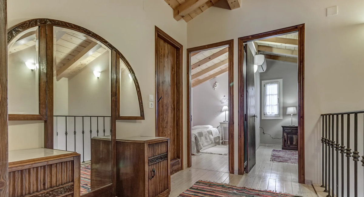 Mastrogiannis Country Retreat