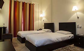 Meteoritis Hotel (incl. auto)