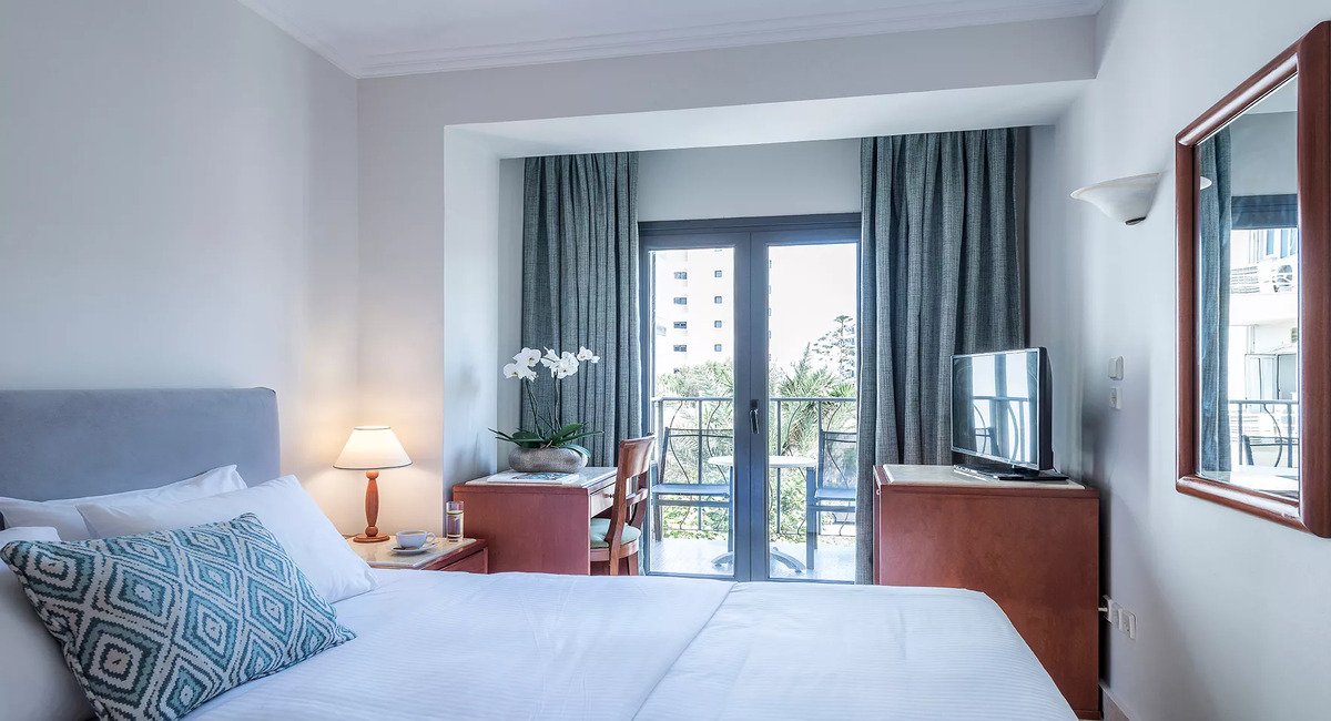 Mitsis La Vita Beach Hotel