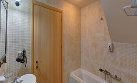 Mourtzanakis Residence