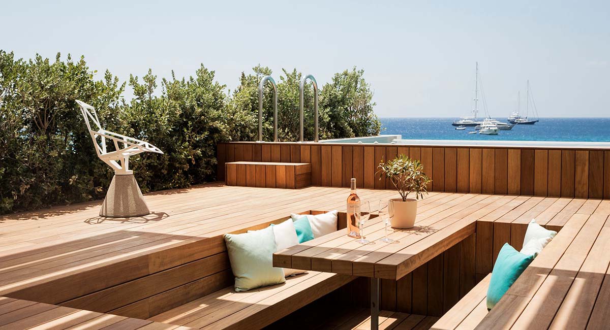 Mykonos Dove Beachfront Hotel