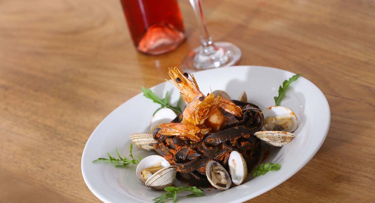 Mykonos Dove Beachfront Hotel