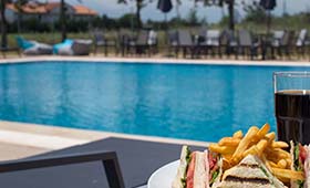 Mythic Summer Hotel (incl. auto)