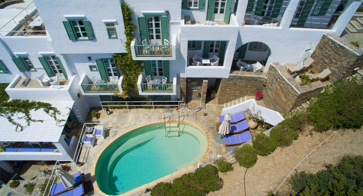 Nyriedes Platys Gialos