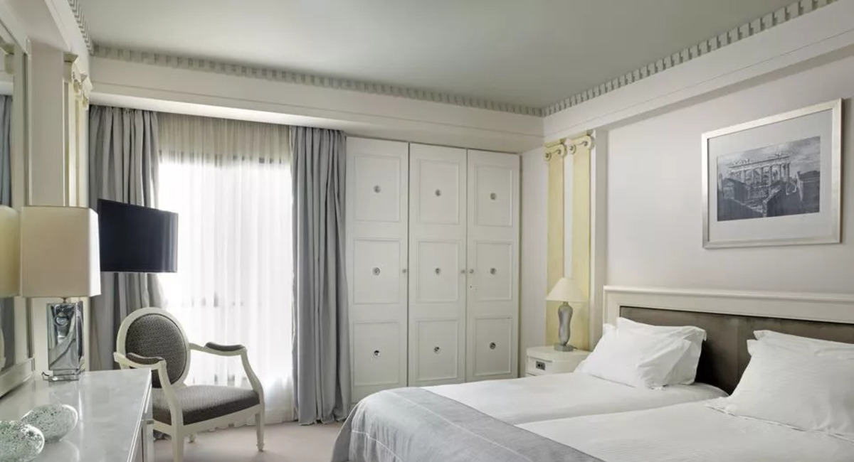 NJV Athens Plaza Hotel