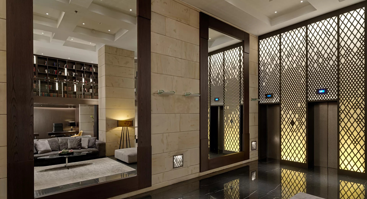 NJV Athens Plaza Hotel