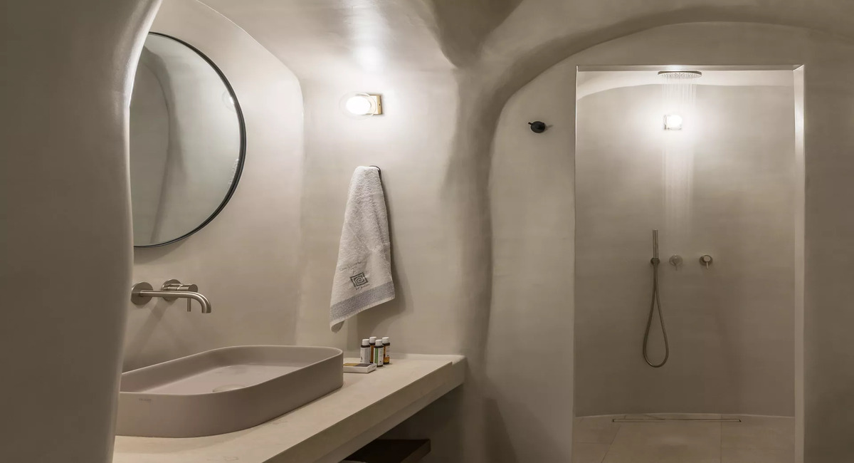 Oia Castle Luxury Hotel