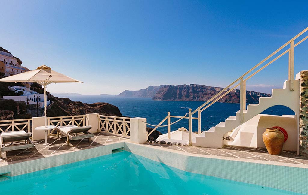 Oia Mare Villas Santorini