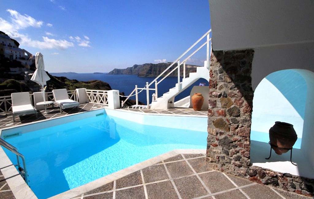 Oia Mare Villas Santorini