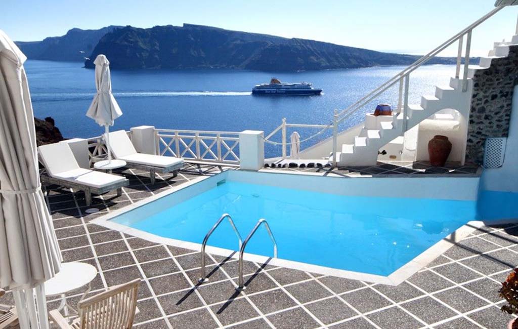 Oia Mare Villas Santorini