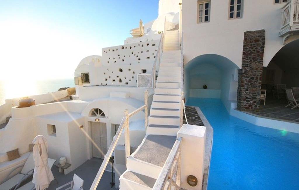 Oia Mare Villas Santorini