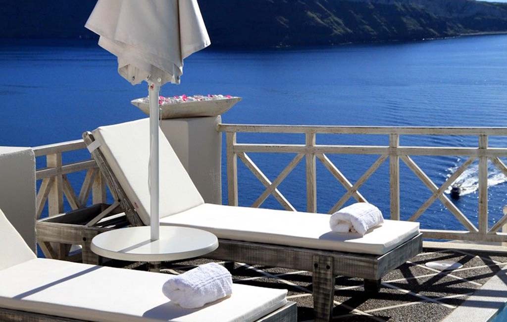 Oia Mare Villas Santorini