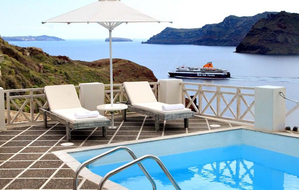 Oia Mare Villas Santorini