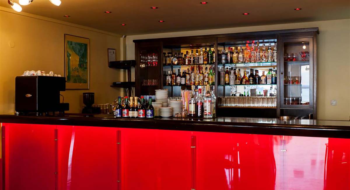 Pantheon City Hotel Githion