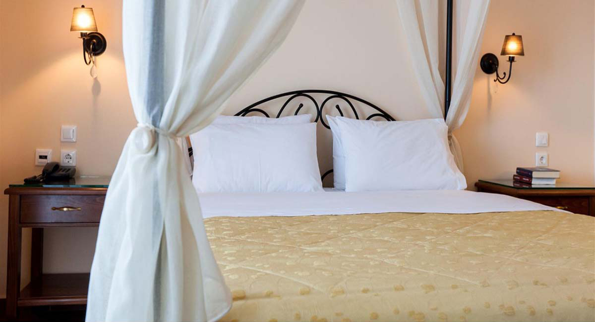 Pantheon City Hotel Githion