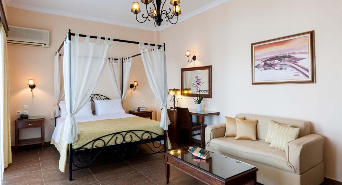 Pantheon City Hotel Githion