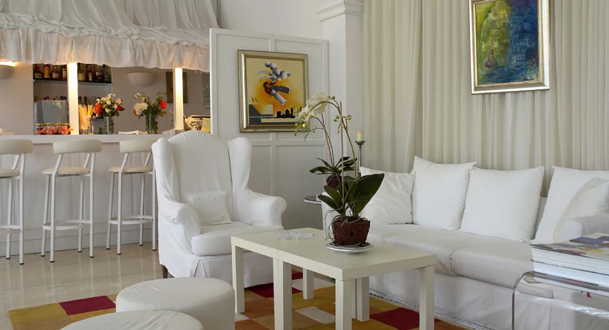 Paradise Art Hotel Andros