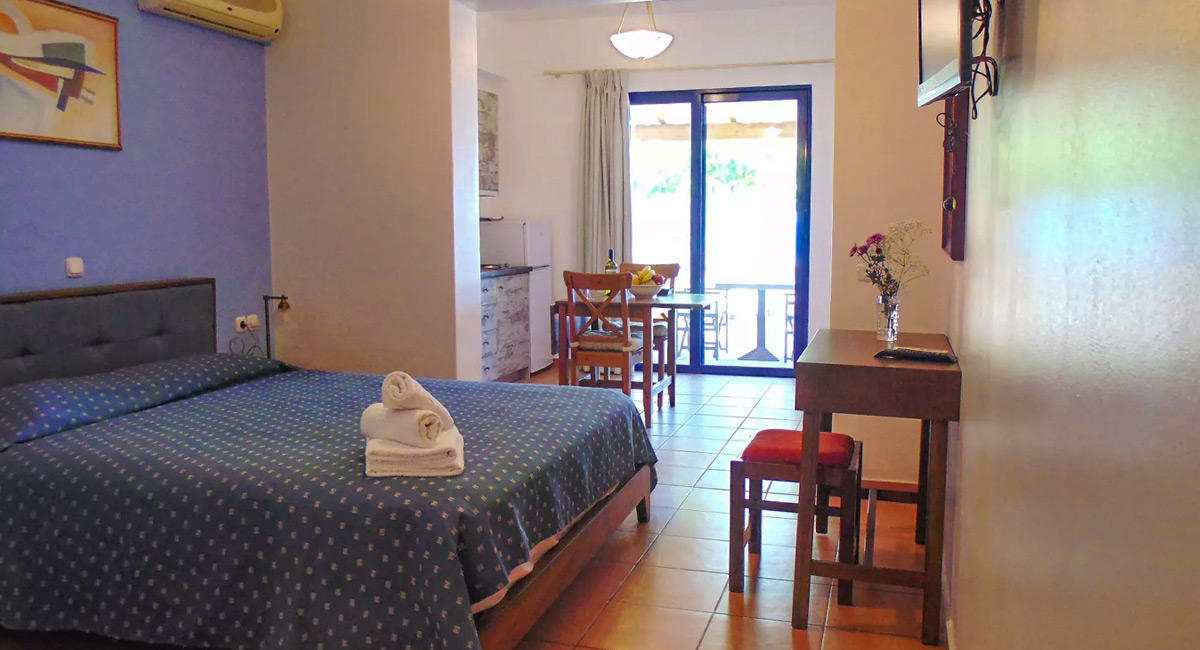 Paraktio Beach Apartments