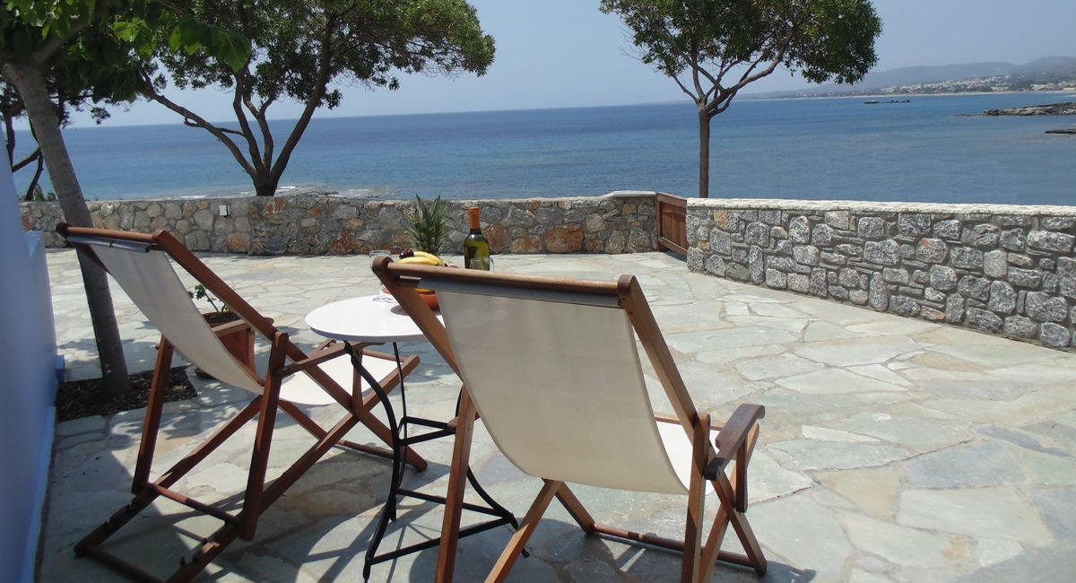 Paraktio Beach Apartments