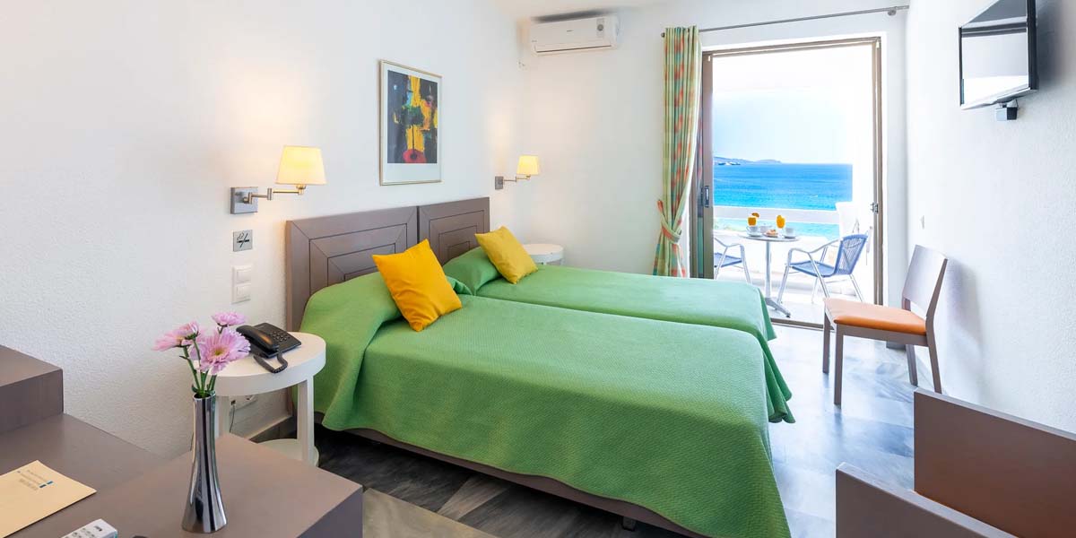 Perrakis hotel Andros