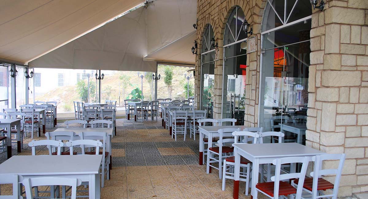 Petit Palais Loutraki