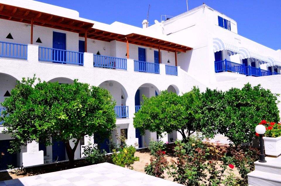 Polos Hotel Paros