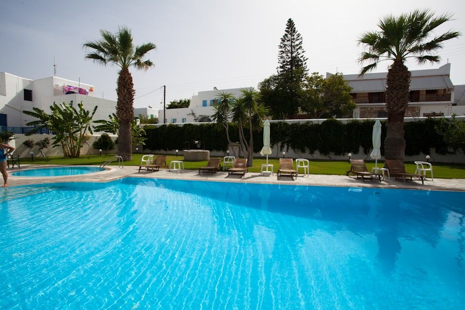 Polos Hotel Paros