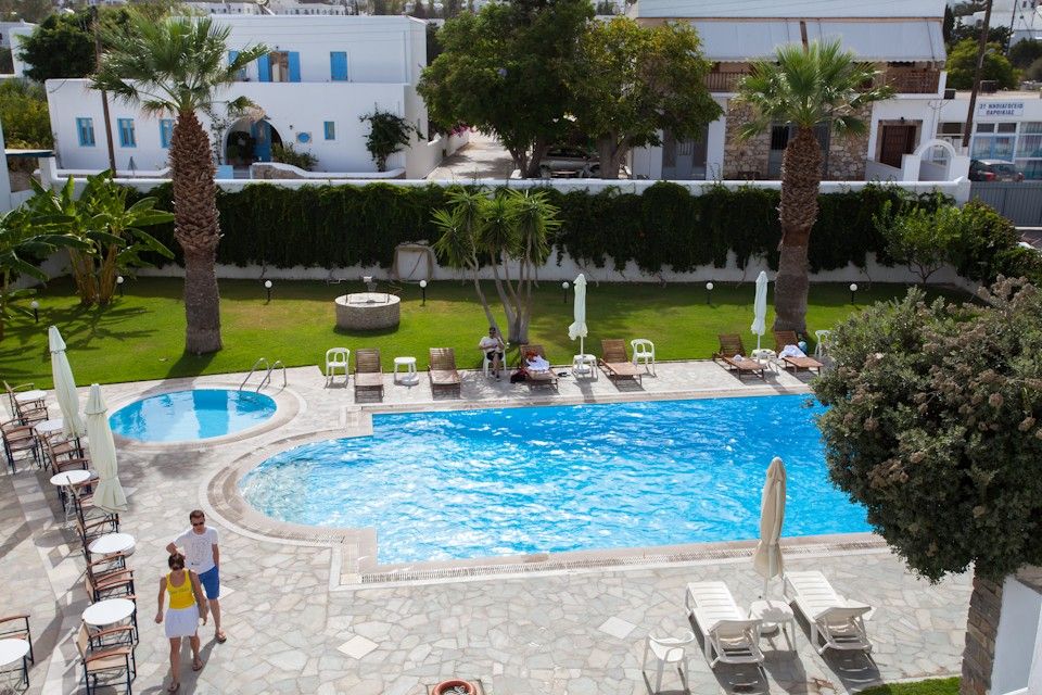 Polos Hotel Paros