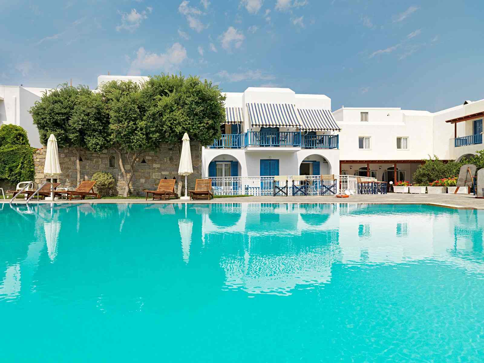 Polos Hotel Paros