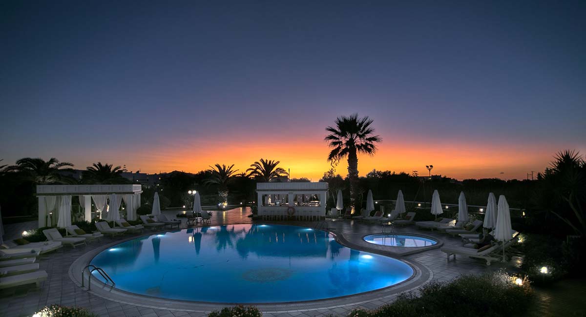 Porto Naxos Hotel