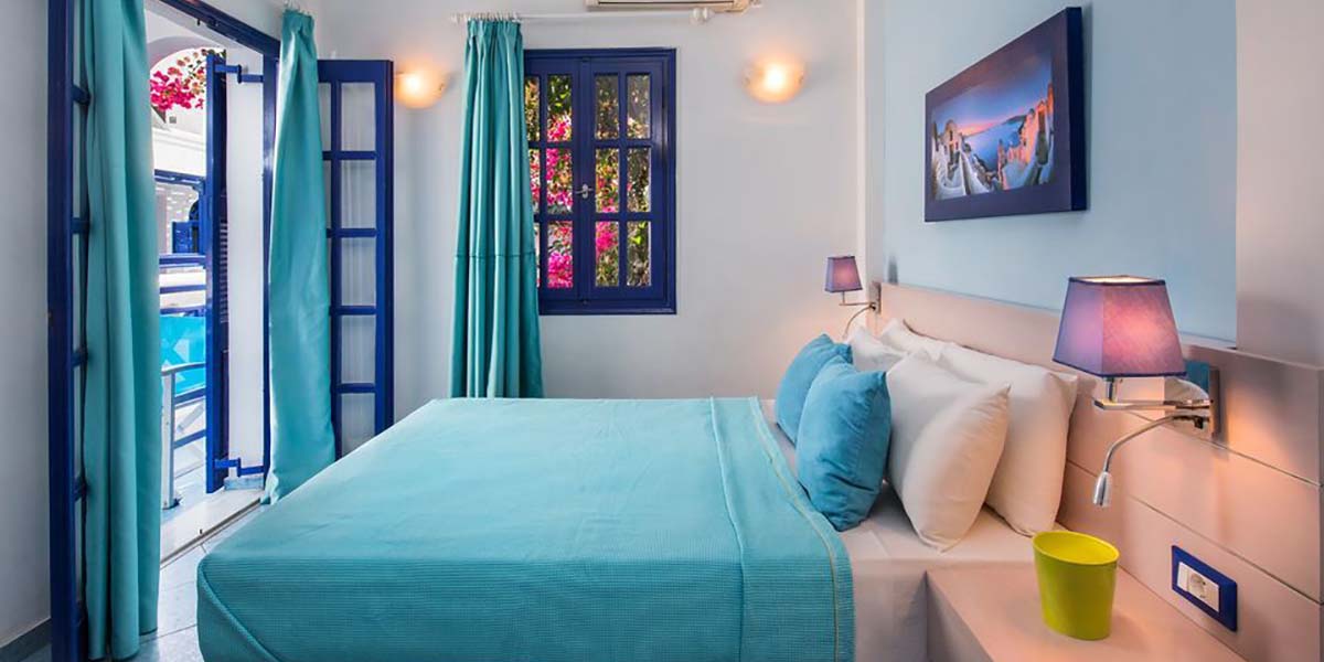 Samsons Village Santorini