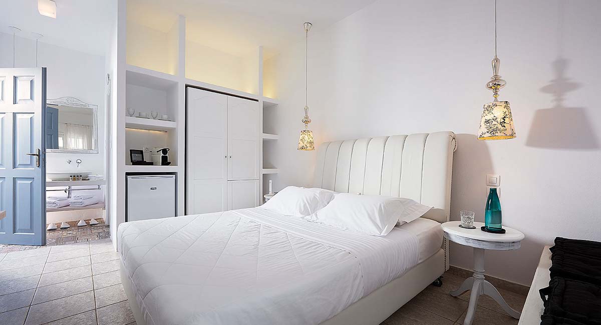 Santa Maria Village Milos