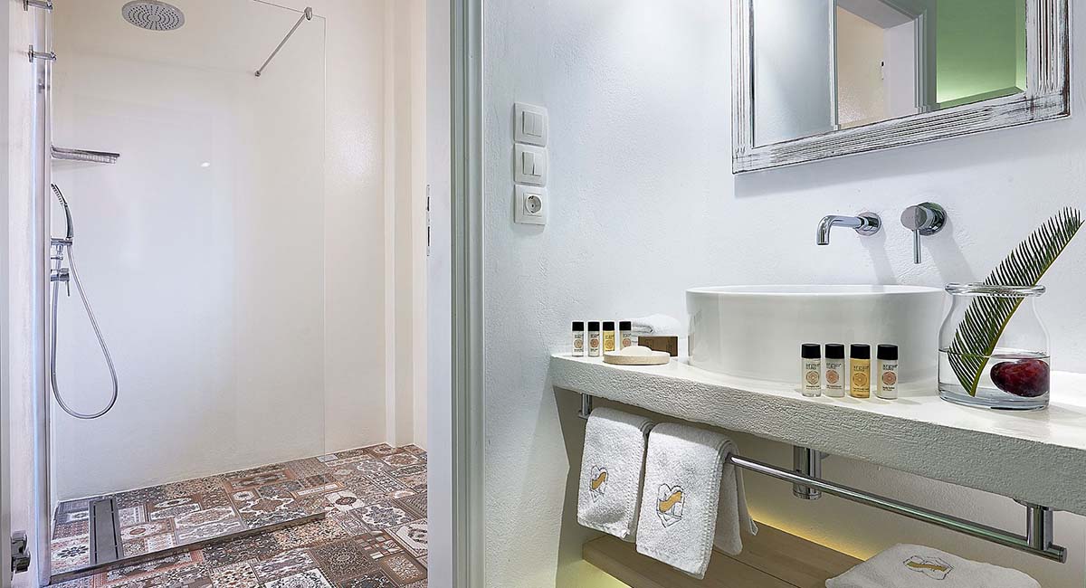 Santa Maria Village Milos