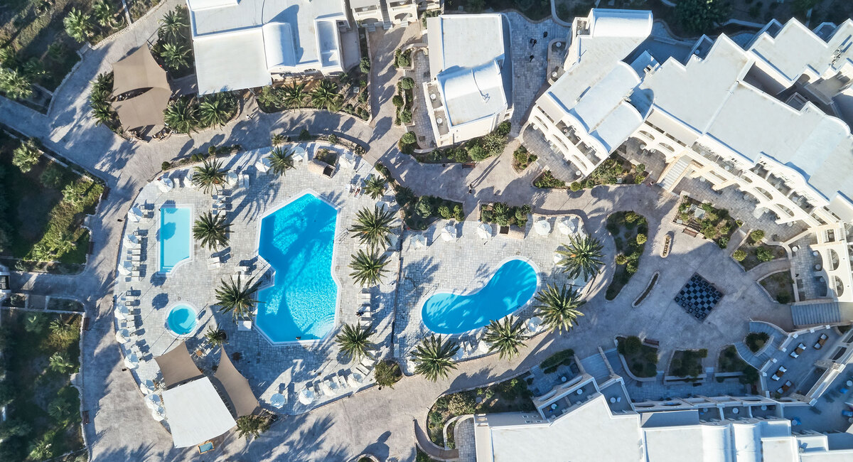 Santo Miramare Perivolos