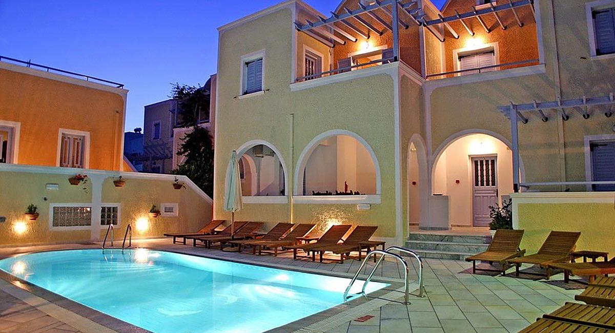 Sellada apartments Kamari