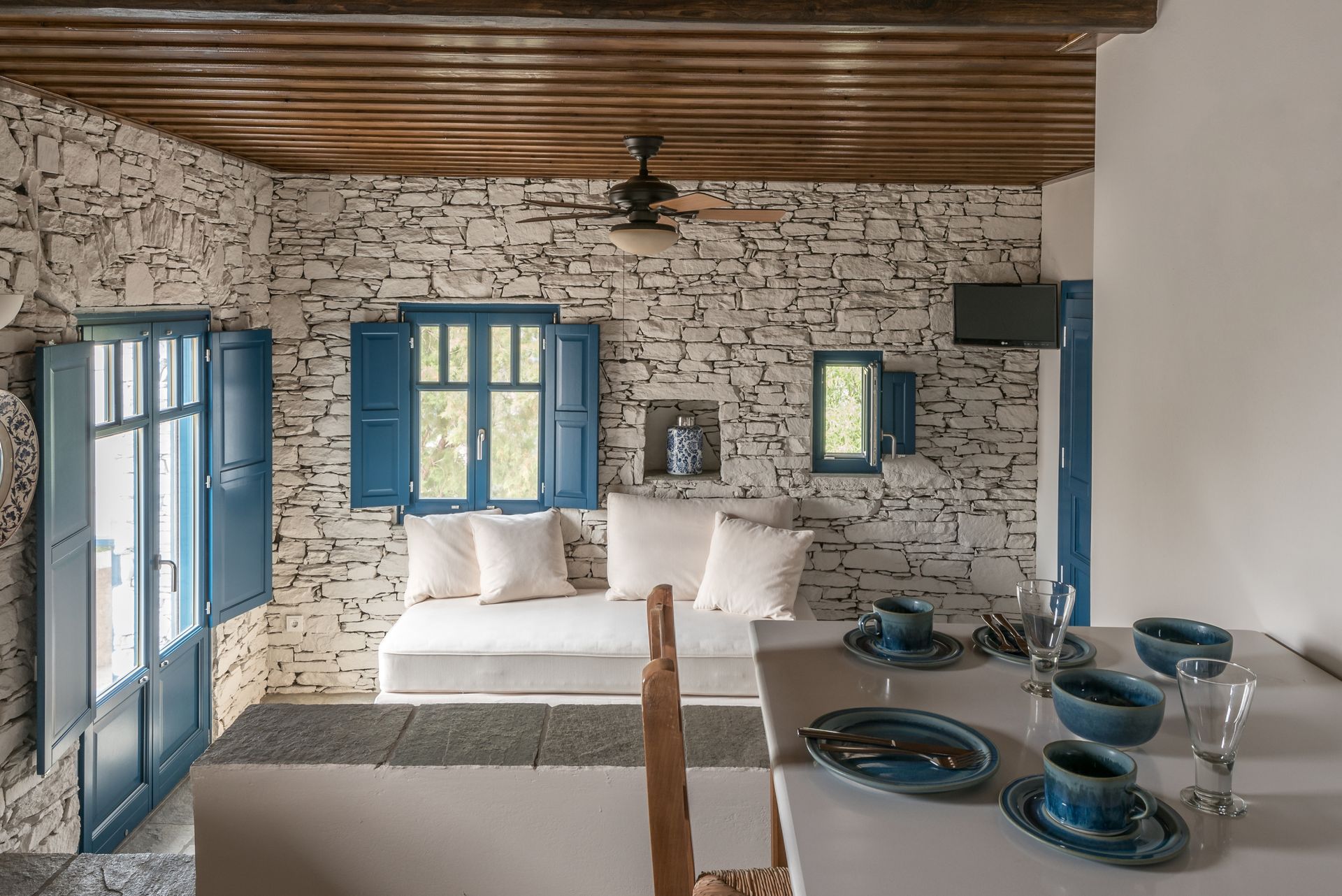 Sifnos House