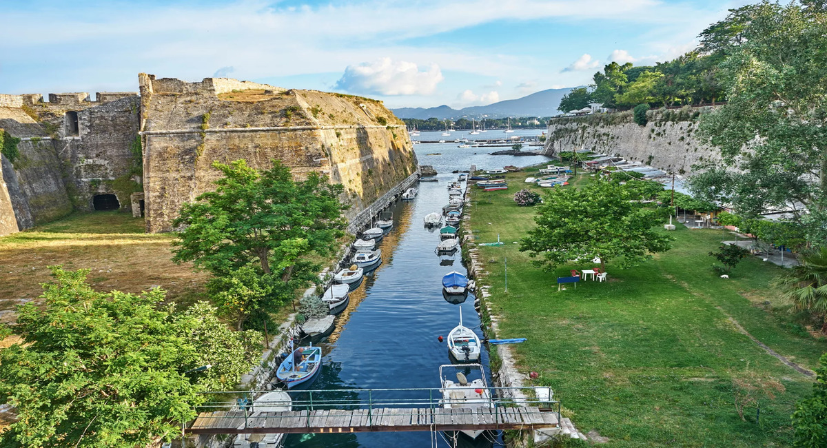 Siora Vittoria Boutique