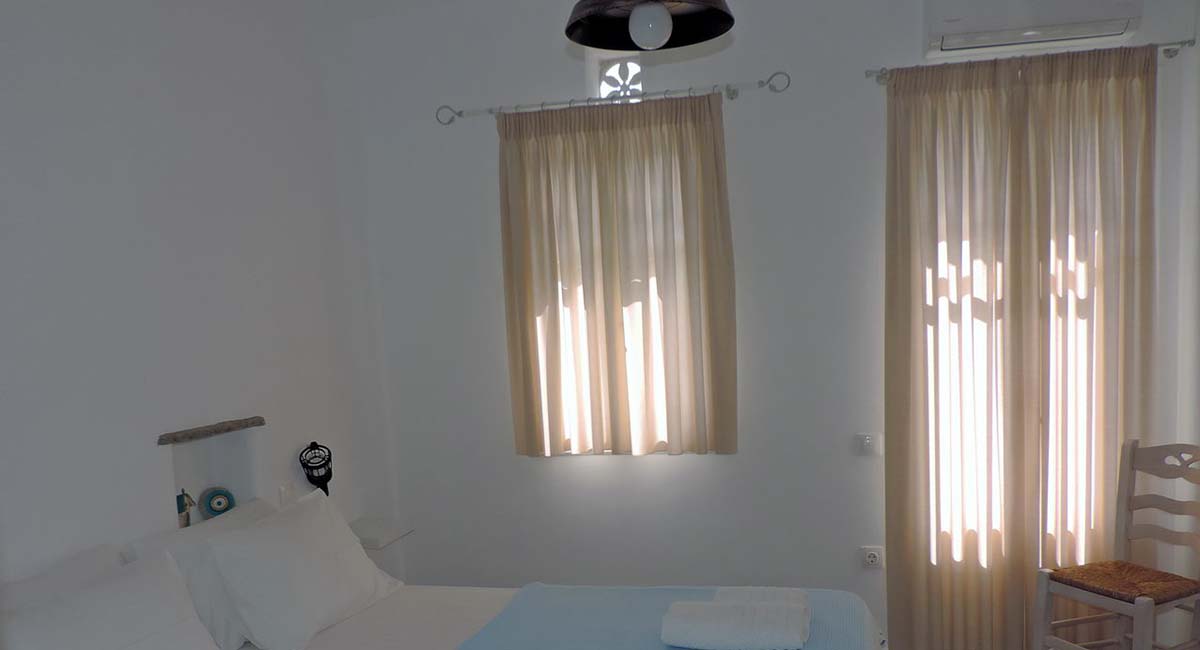Skaris Homes Tinos