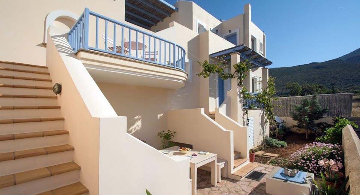 Sole E Mare Traditional Studios