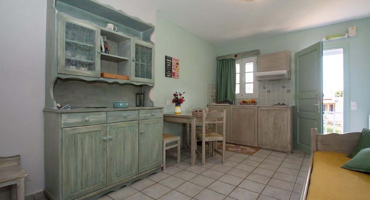 Sole E Mare Traditional Studios