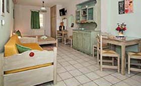 Sole e Mare Traditional Studios (incl. auto)