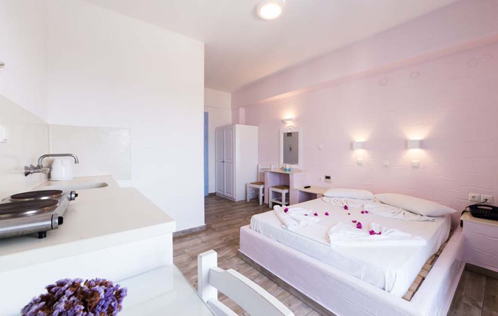 Stratos Studios Paros