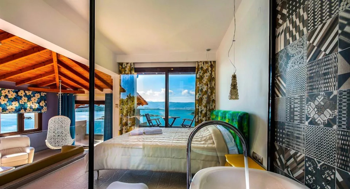 Thalassokipos Vourvourou