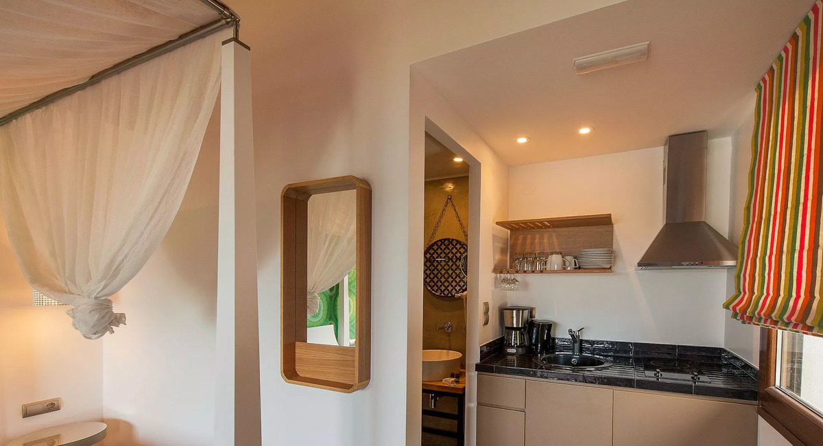 Thalassokipos Vourvourou