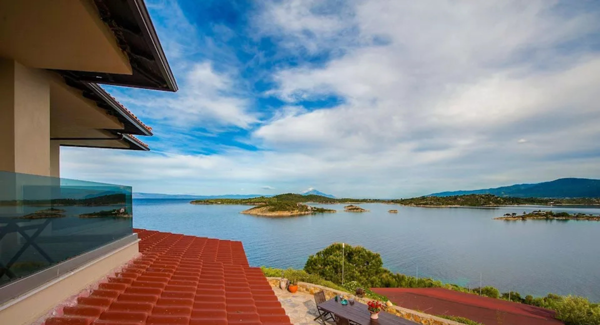 Thalassokipos Vourvourou